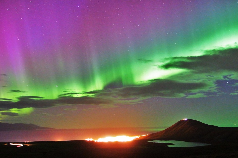 Northern lights above Húsavík © Gaukur Hjartarson