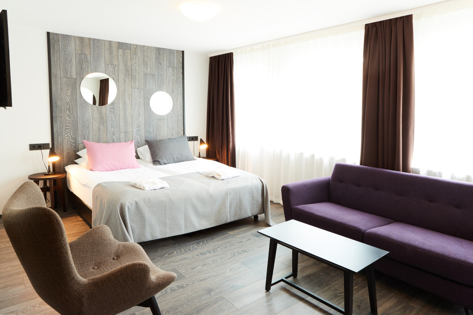 Modern and bright rooms await guests © Íslandshótel