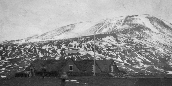Original image of the turf farm Kvíabekkur